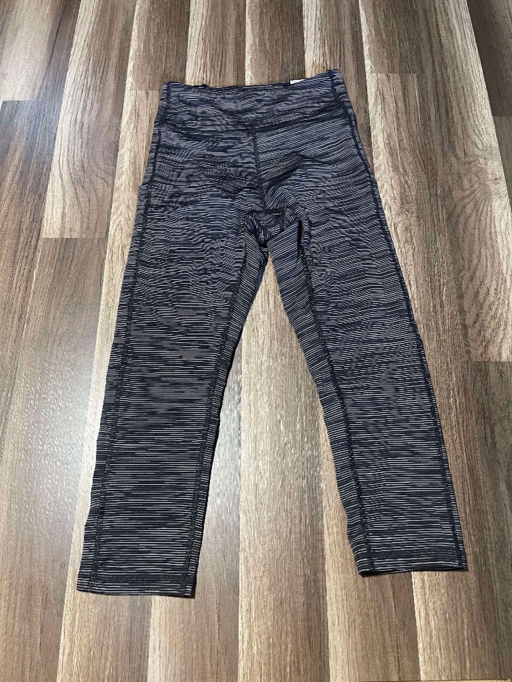 Tek Gear Leggings black and white striped Size S
